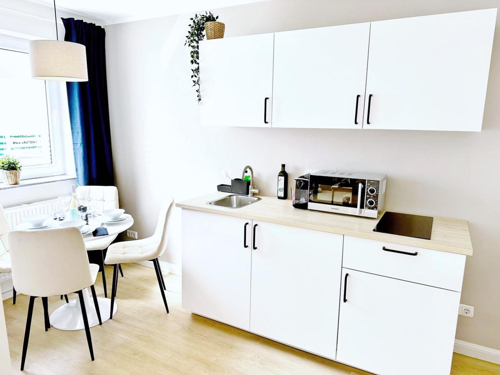 Stylisches 2-zimmer Ambient In Alsternaehe Mit Kingsize-bett & Schlafsofa Hamburg-Harburg